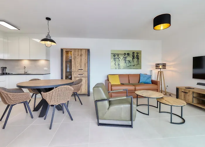 Lecomte - The Shoreline X The Waves Apartamento *