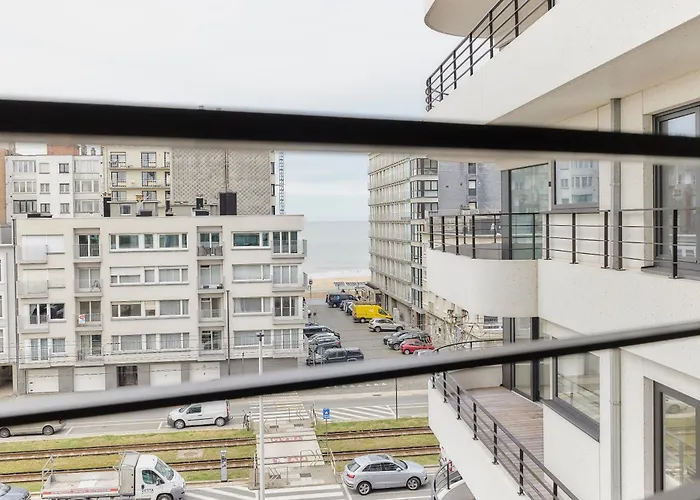 Lecomte - The Shoreline X The Waves *